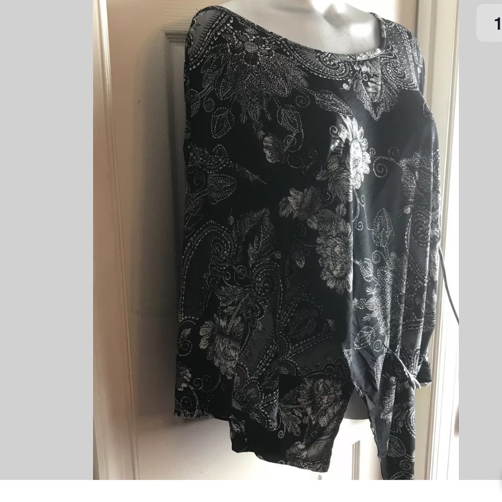 MOSCA Black/White Floral Ruched Faux Wrap Tunic L